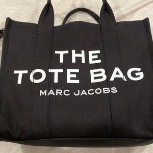 Like new Marc Jacobs tote
